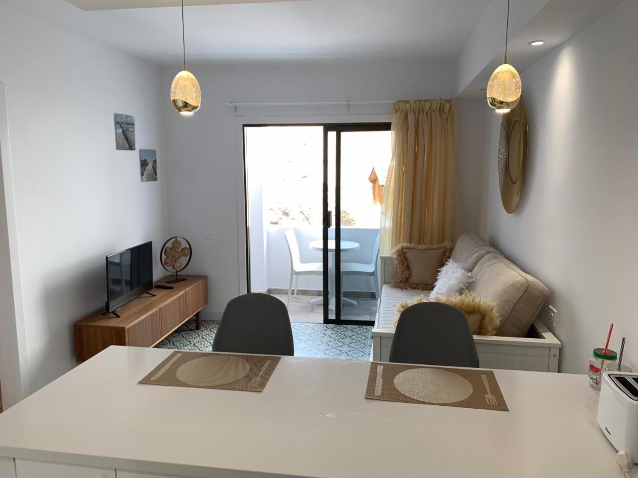 Avenida De Suecia, Los Cristianos Free Wifi Arona  Εξωτερικό φωτογραφία